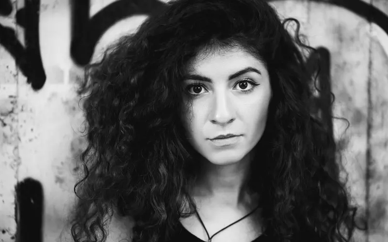 写给姑娘的20句话：爱你的人会跟你发脾气吗