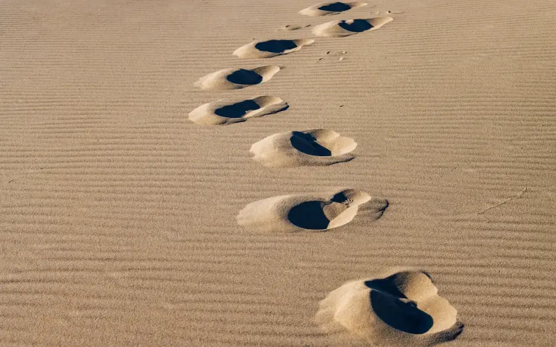 50种令女人反感的行为千万不要做。