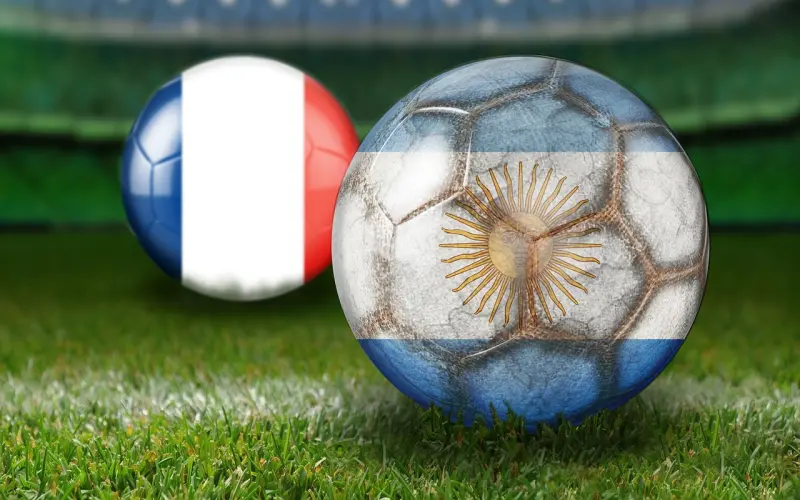 14年16岁女孩网恋大9岁男友，生子四年后想领证却被拒：他没担当