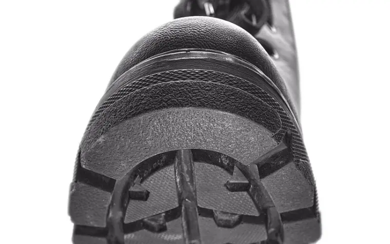 男人心里认定了你，把你当“唯一”,会给你三个东西，女人却不明白