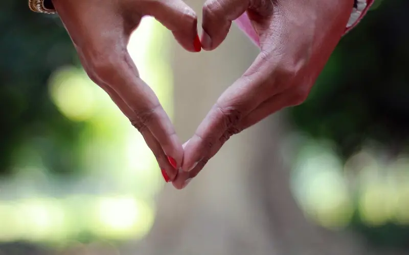 不肯为你花钱的男人，一定不爱你？