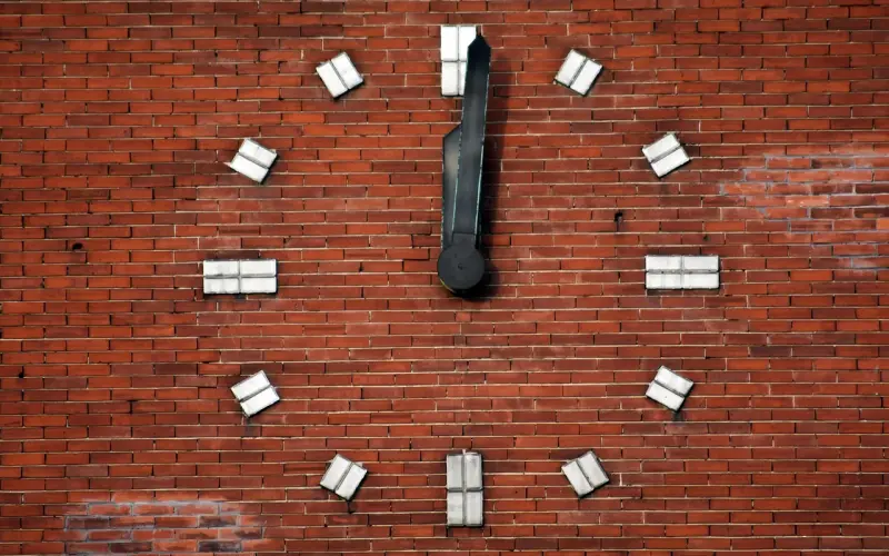 分手后女人绝对不会告诉你，这是她还爱你的表现