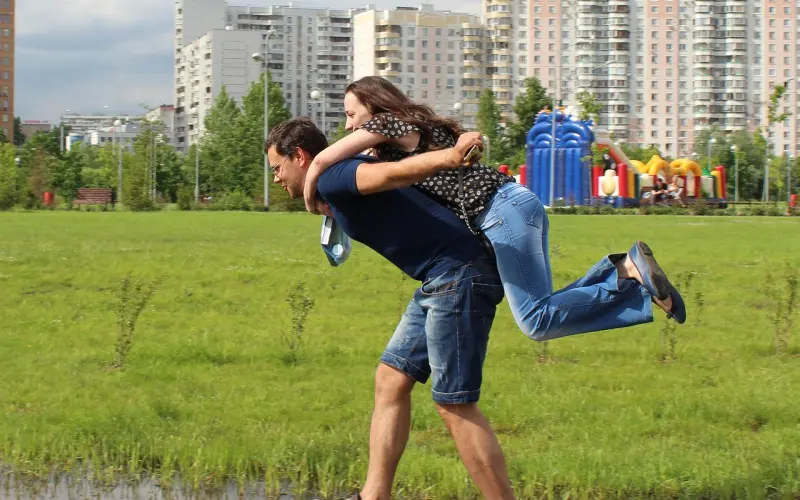 一夜间朋友圈的男人、女人都在传这个视频