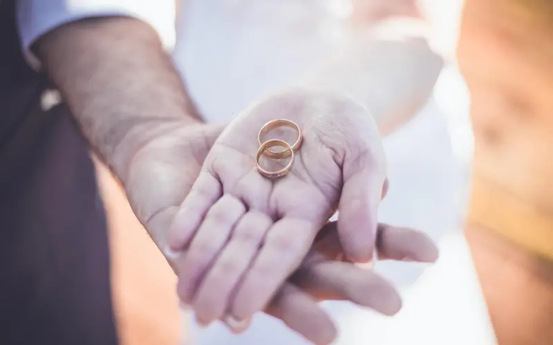 恋爱与婚姻是一样的吗？恋爱和婚姻有什么区别