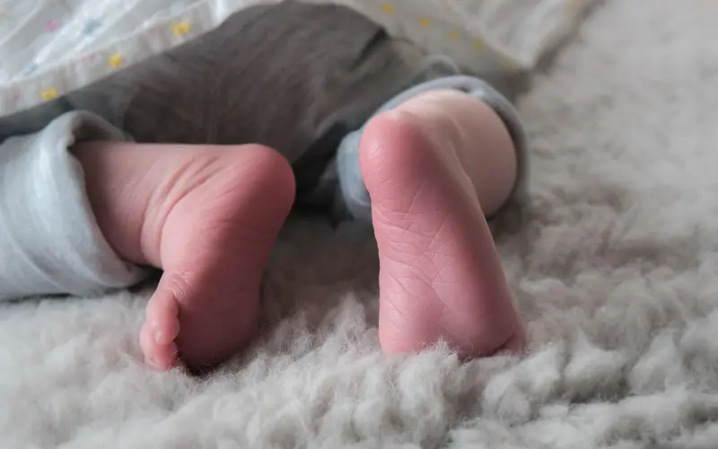 要求和女生开视频，要女生满足你自己，这是非常让女生反感的做法