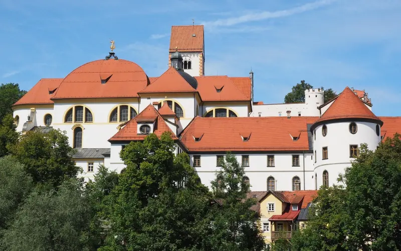 因为不喜欢，所以会挑剔