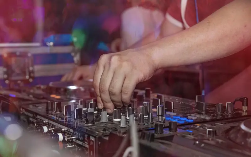 微信这样聊，让她彻底沦陷，深深爱上你