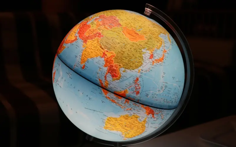 中国出轨率世界第一：为什么我们不再“敬畏”婚姻。