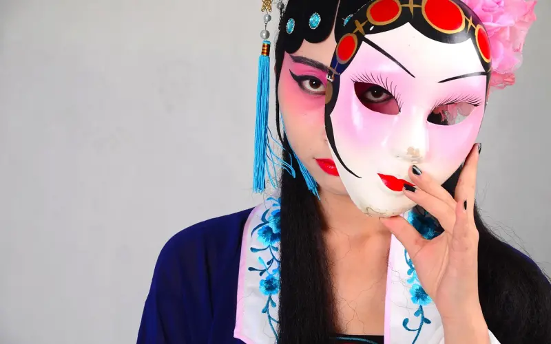 中国加油：逆境中莫要恐惧，要学会成长