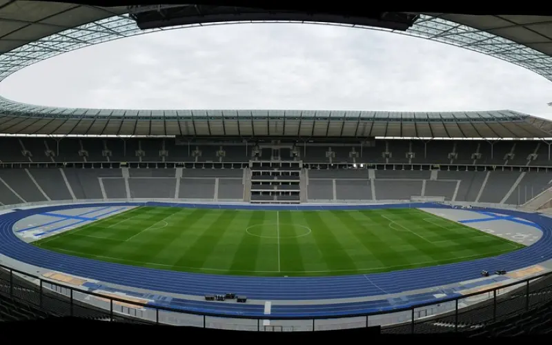 嫌弃对方不够性感，这场大戏要撕得你死我活？