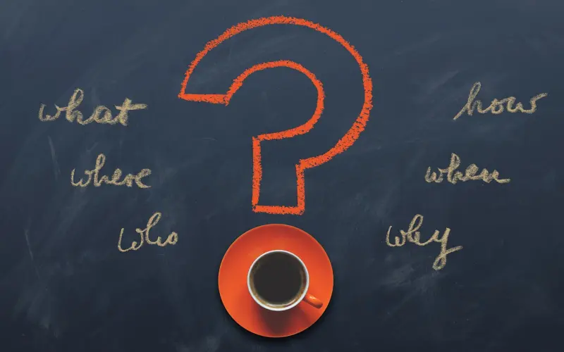 别问别人为什么， 多问自己凭什么