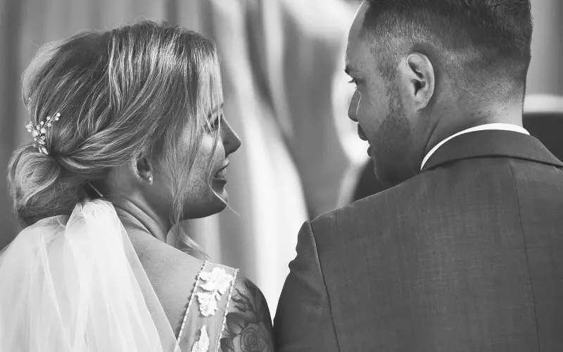 别和容易情绪化的人恋爱结婚