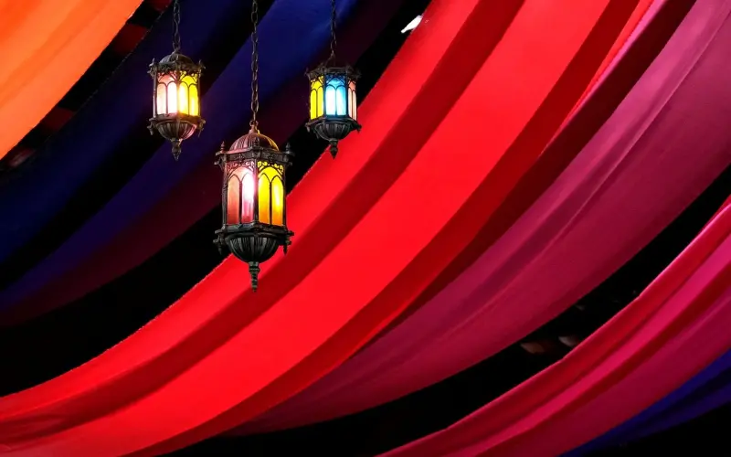 酒后的男人和失眠的女人……