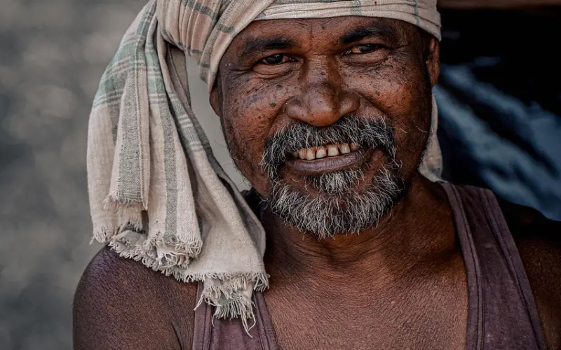 情感咨询：同居半年男朋友不愿带我见家长朋友怎么办