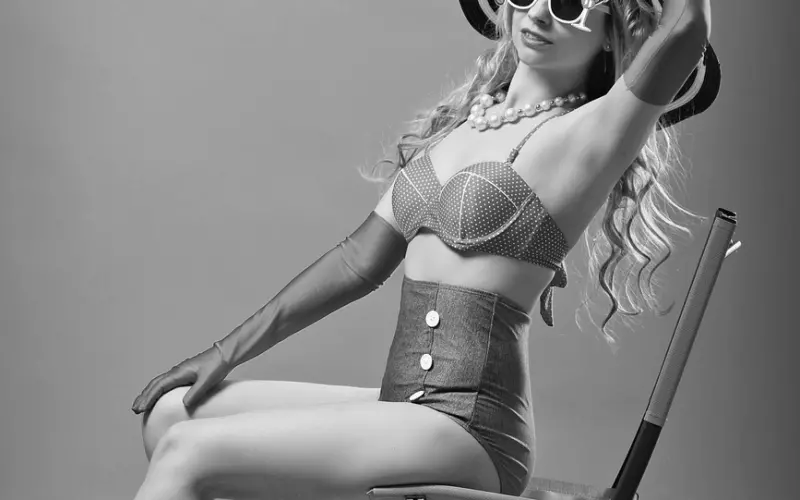 情感咨询：结婚两年，老公一直跟别的女人联系怎么办