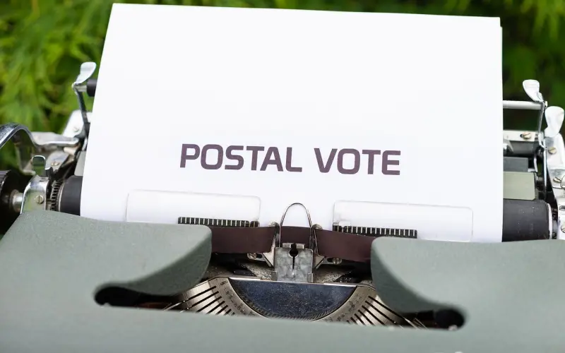 梵尘绝密技巧：学会这2点，让女生从此对你死心踏地（内附昨日投票问答）