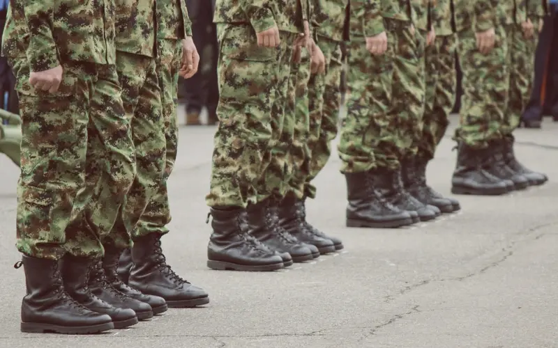 女生都很敏感，你给足安全感，她还怎么舍得离开你？