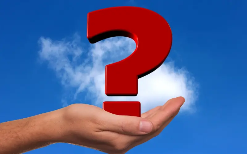 他没有主动挽回你，因为你达不到要求