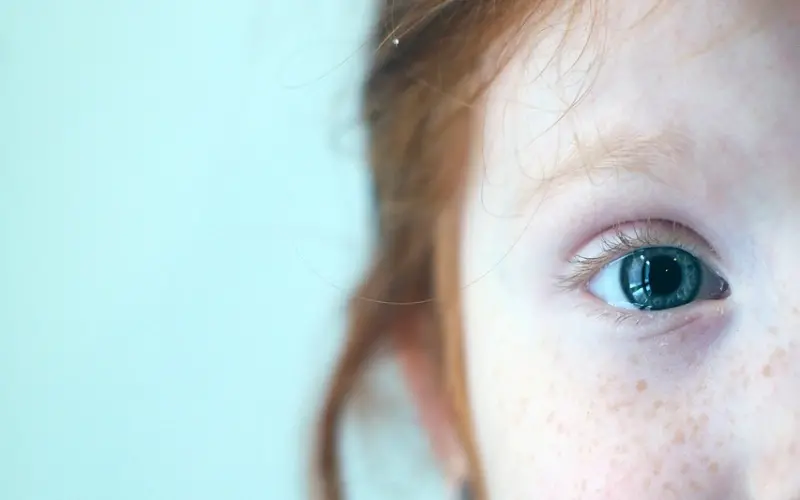 他总是不高兴，下次你拿什么哄他？