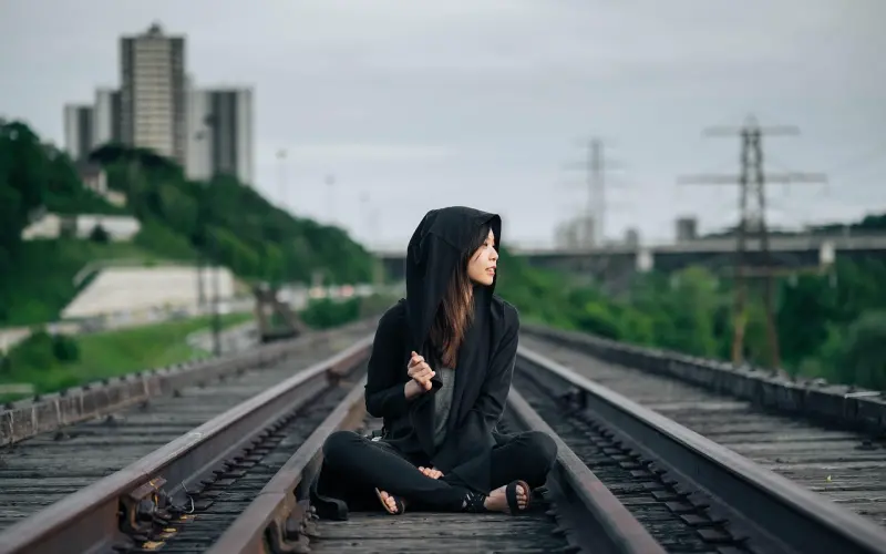 情绪敏感的人如何自我管理，提升自己？