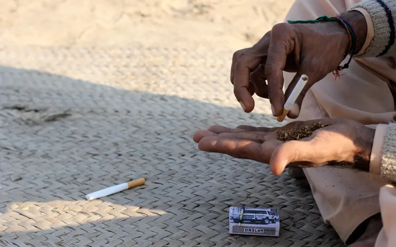 女孩如何挽回男友呢，挽回男友最正确的方法