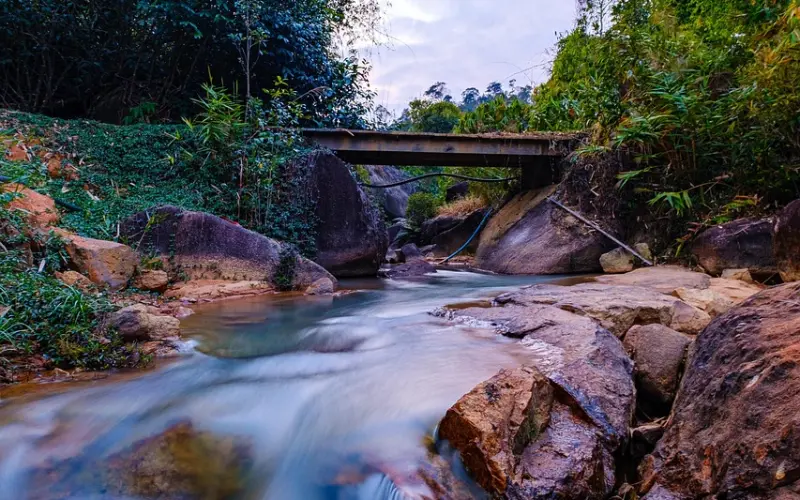 流着泪说分手是什么心态？可以挽回爱情吗？