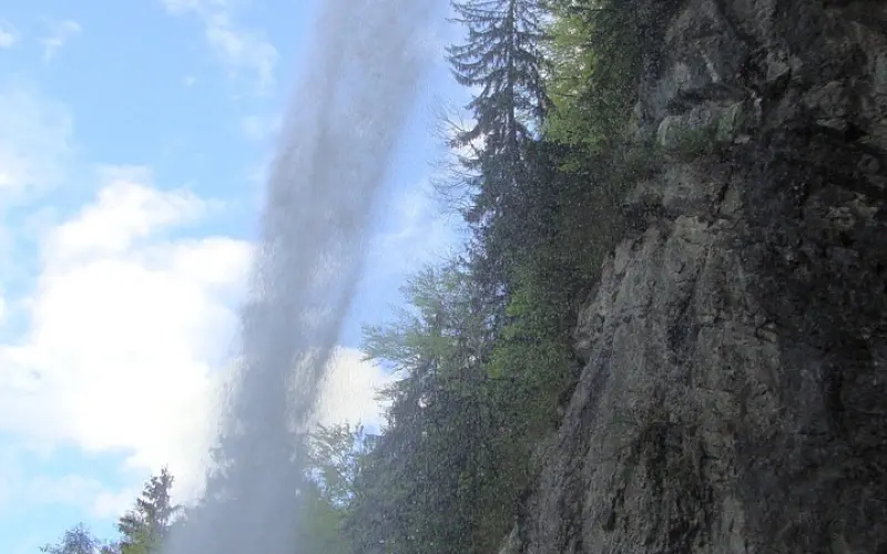 老公有外遇怎么处理比较妥当