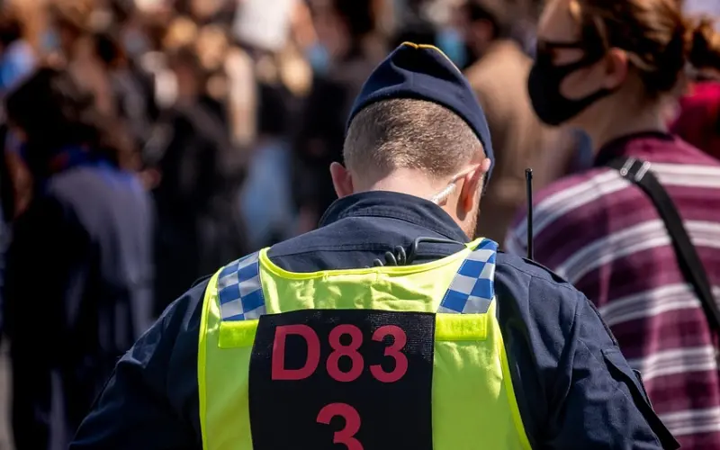 欺骗了老公很多次怎么挽回？情感咨询专家帮你解答！