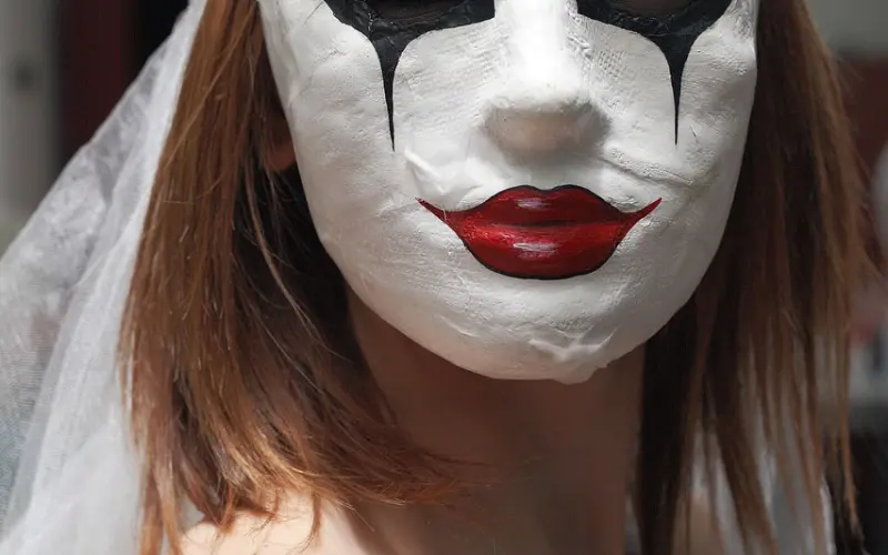 到底怎么做才能跟女生发生关系