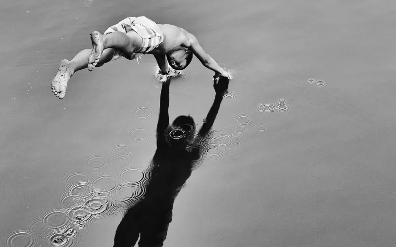 怎么阻止我姐跳入火坑了？跪求支招！！！