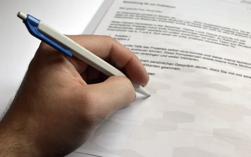 怎么挽回要离婚的老公，老公出轨如何挽回，先反省自身问题