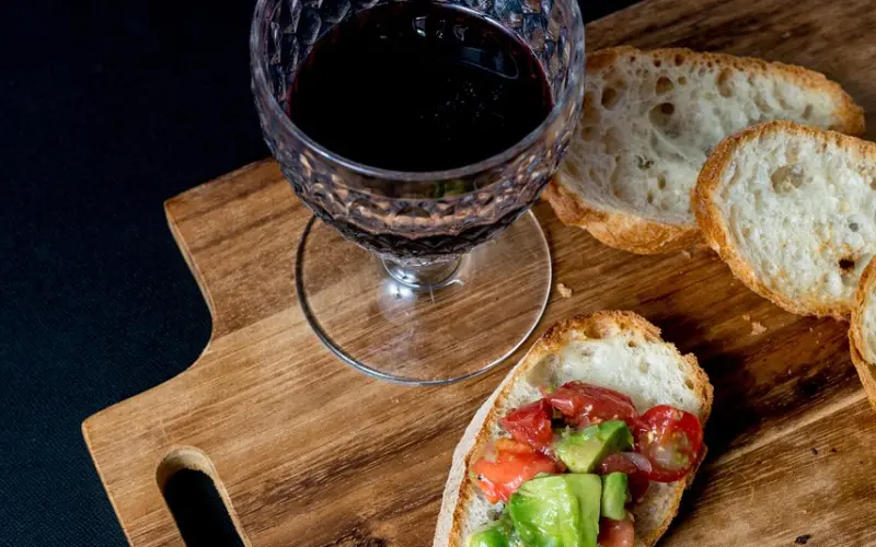 如何挽回前男友，试试从这几个方面下手……