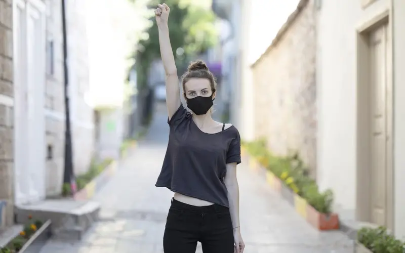 如何挽回女友攻略：怎样挽回女朋友？想要成功挽回爱情，就要抓好问题才行