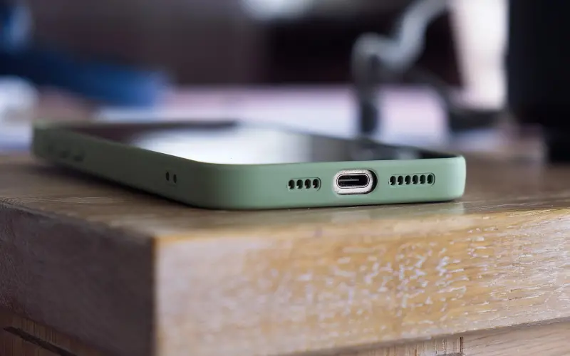 我再也不想给自己买iphone和口红了！