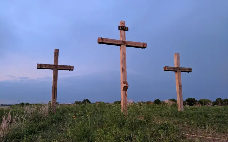 “第一次见面我把他推倒了，他说压力很大，还是做朋友吧......”