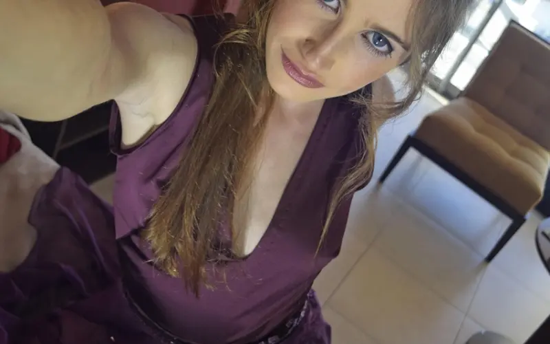 我在陌陌上，用一张性感自拍，吊了1000个凯子