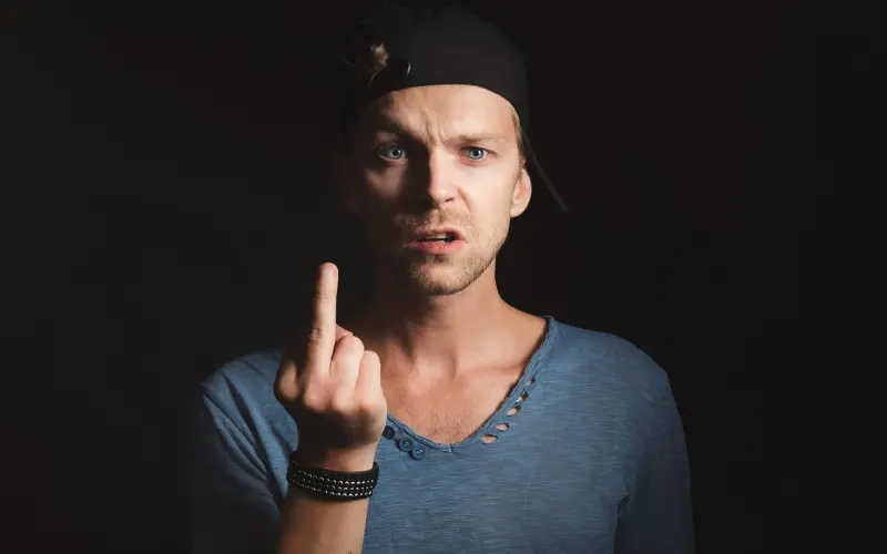 男人有这几种行为就是喜欢你！