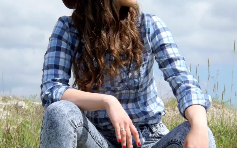 女人愿意给你亲吻这三个地方，那么就是认定你了，别不知道！