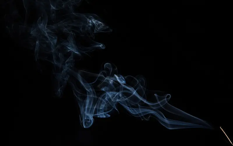 女人要是喜欢上你会给你这4个暗示，别错过，好好把握哦！