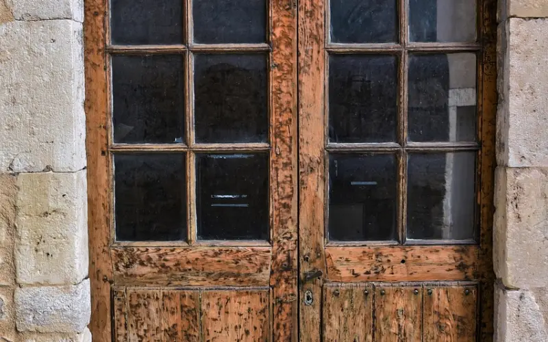 过于任性被对方分手，挽回的你要怎么做？