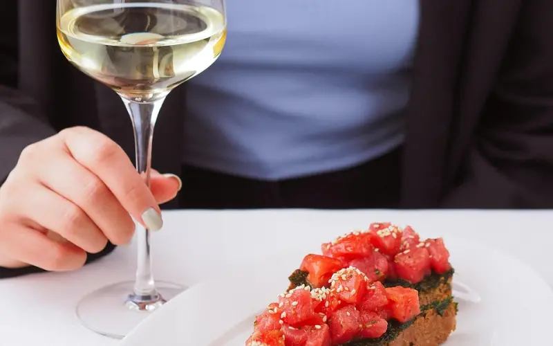 如果分手后你还这样做，那只会让女人更抗拒你