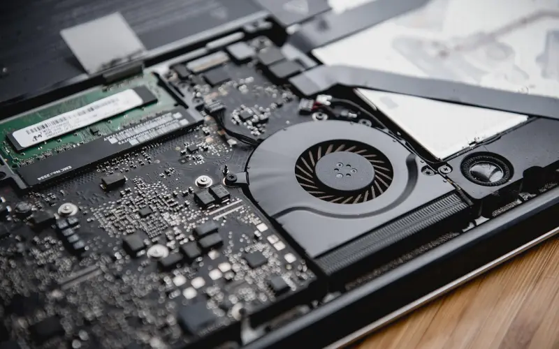 这件事儿，做好了是调情，做不好就是跪舔