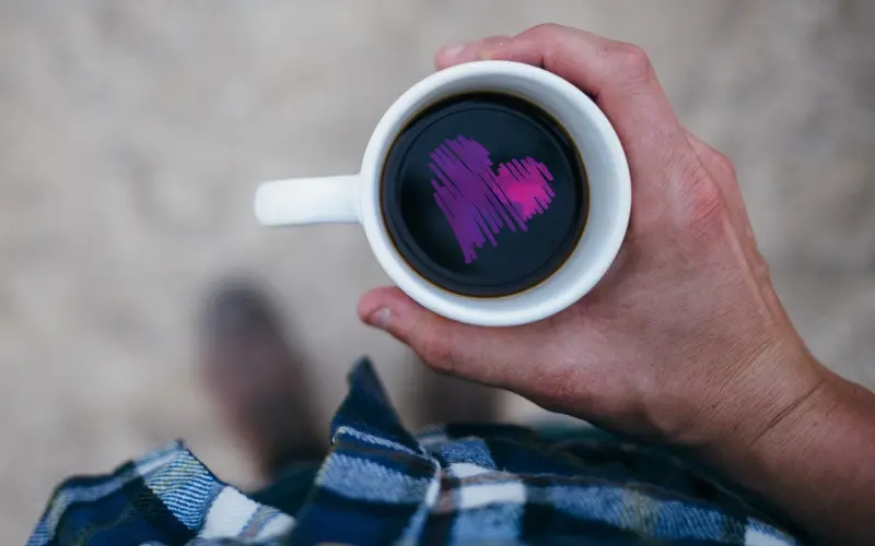 想挽回感情，先挽回自己吧