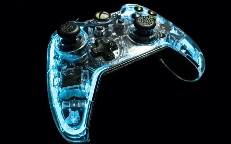 七月半，去买安全套，老板竟送我一个花圈！