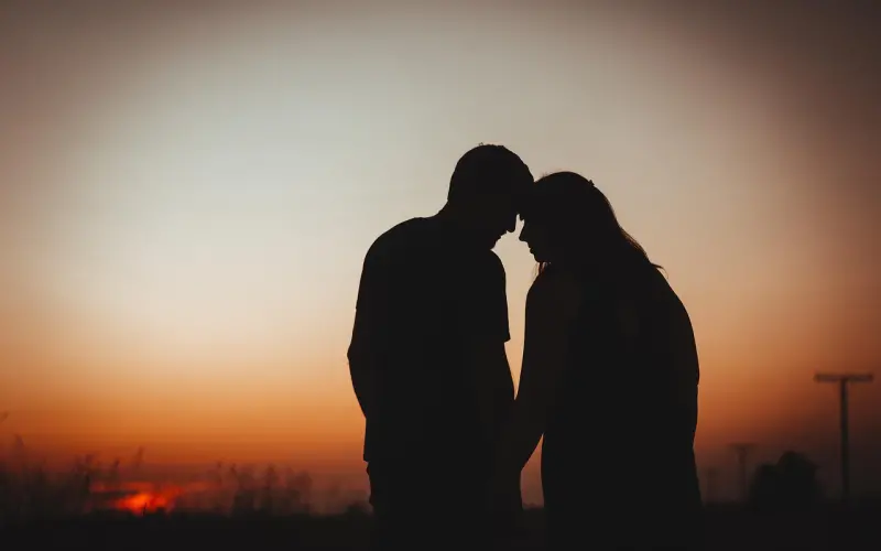 感情中，懂得示弱的女人过得好不好？