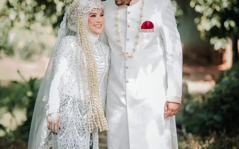 很心酸看了想哭的伤感说说，用微笑细数你给的伤！