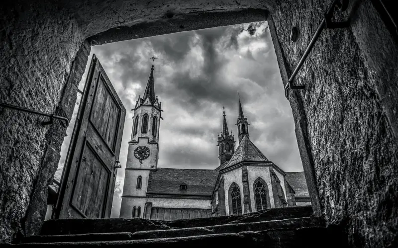 亲吻女人这四个地方，再冷淡的女人也会立刻动情！