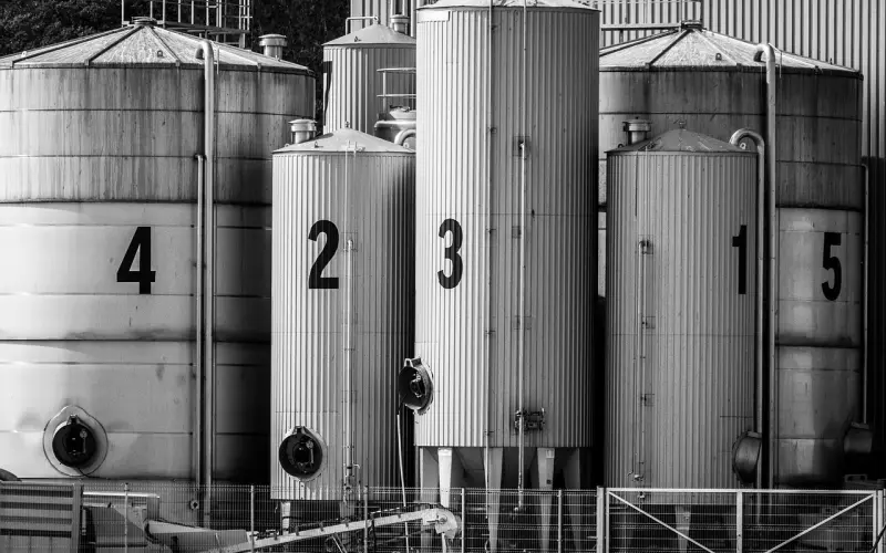 相互体谅吧，男人女人都很累...