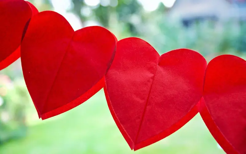 走心？让我们大大方方谈场恋爱吧（爱情托管十大走心金句）