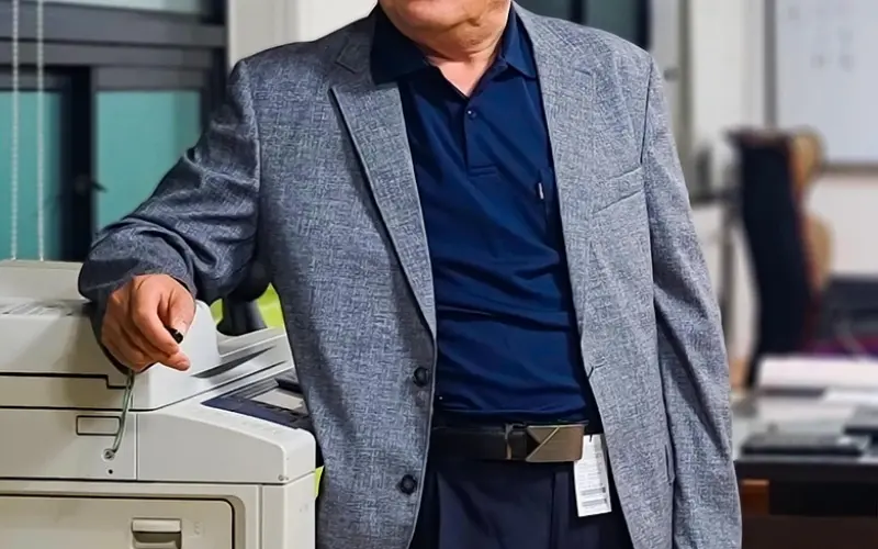 男人你可知道，中年女人跟你开这种玩笑，就是想和你那个